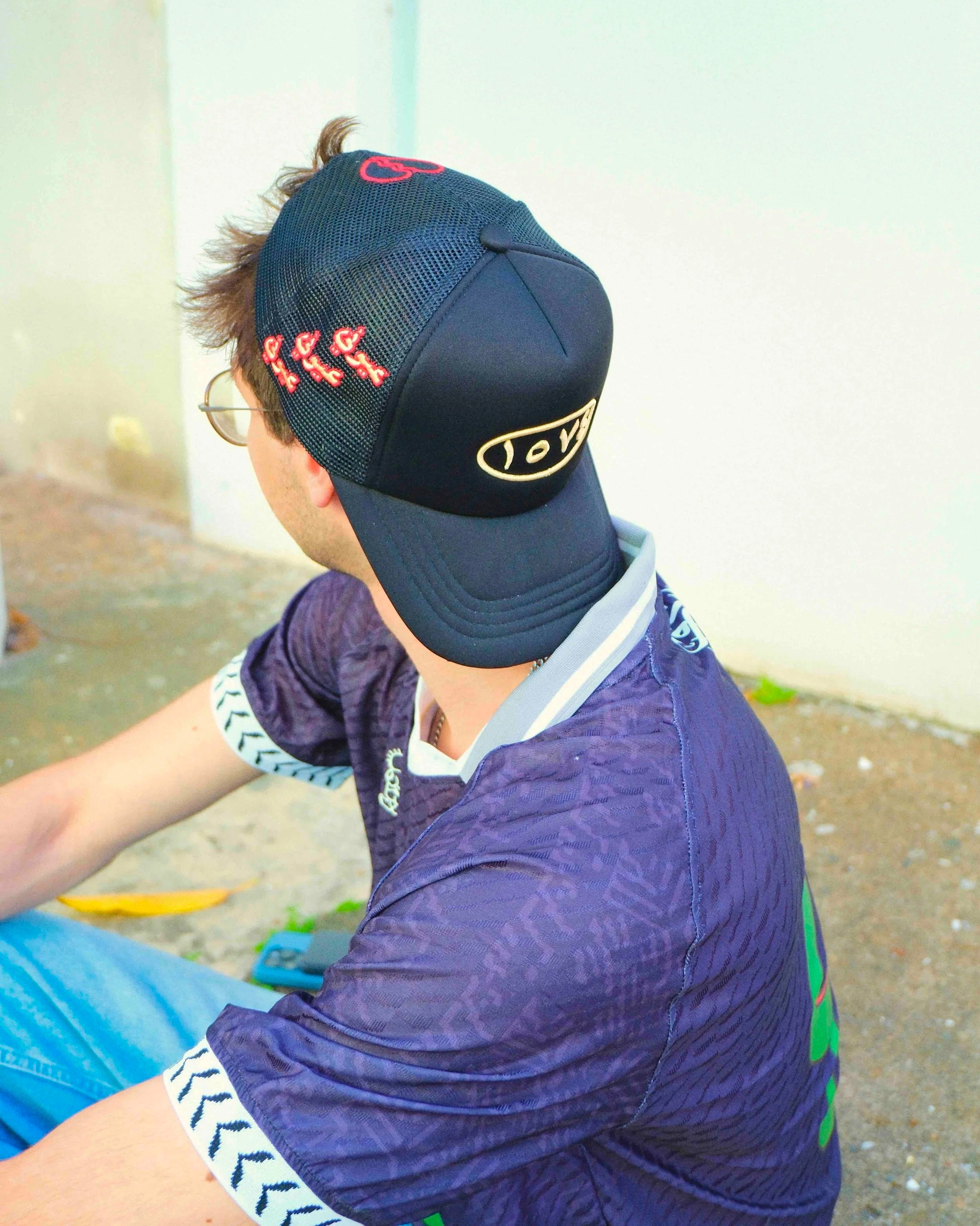 LOVE Ayouni Cap - Black/Red